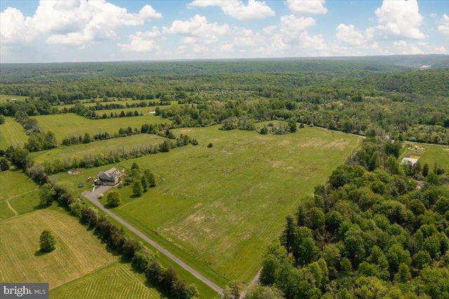 26 WORMANSVILLE RD, Pipersville, PA 18947