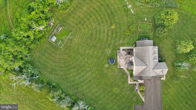 26 WORMANSVILLE RD, Pipersville, PA 18947