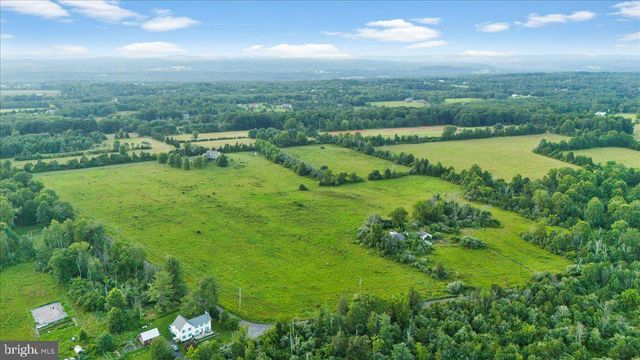 26 WORMANSVILLE RD, Pipersville, PA 18947