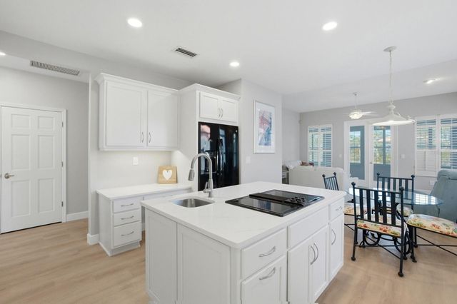 13 MADEIRA COURT, Palm Coast, FL 32137