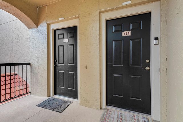 9525 N Capital Of Texas Highway 124, Austin, TX 78746