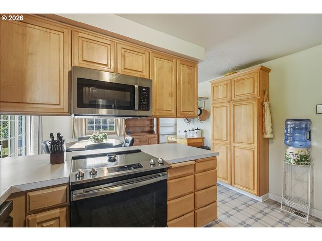 600 S SHOBERT St, Ridgefield, WA 98642