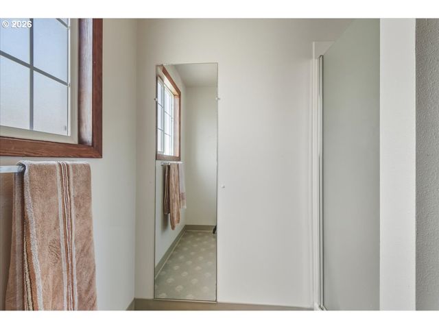 600 S SHOBERT St, Ridgefield, WA 98642