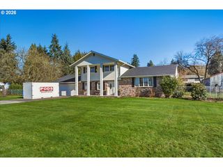 600 S SHOBERT St, Ridgefield, WA 98642