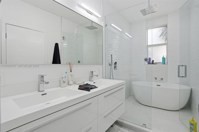 1417 NE 17th Street, Fort Lauderdale, FL 33305