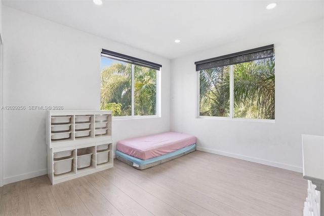 1417 NE 17th Street, Fort Lauderdale, FL 33305