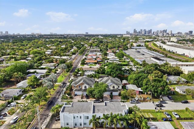 1417 NE 17th Street, Fort Lauderdale, FL 33305