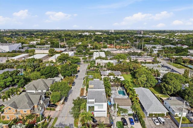 1417 NE 17th Street, Fort Lauderdale, FL 33305