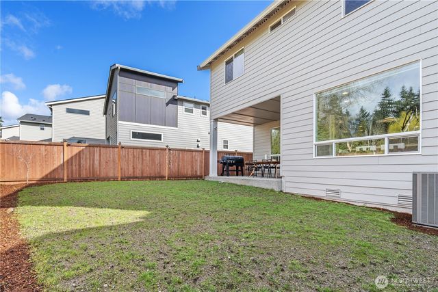 22532 70th Place W, Mountlake Terrace, WA 98043