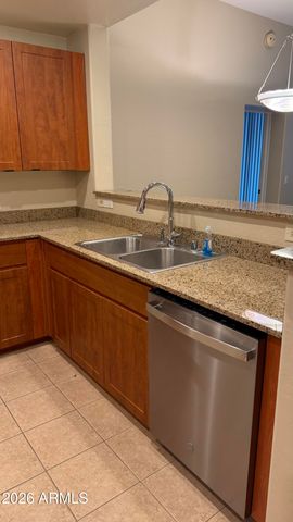2302 N CENTRAL Avenue 411, Phoenix, AZ 85004