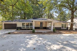 621 Hammond Drive, Atlanta, GA 30328