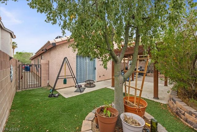 8017 Orchestra Avenue, Las Vegas, NV 89123