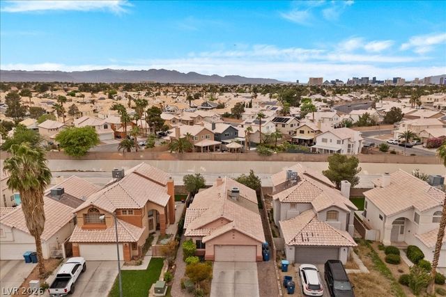 8017 Orchestra Avenue, Las Vegas, NV 89123