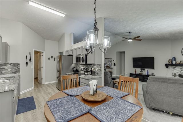 6211 Huntcliff Drive, Flowery Branch, GA 30542