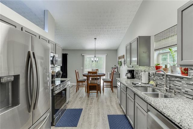 6211 Huntcliff Drive, Flowery Branch, GA 30542