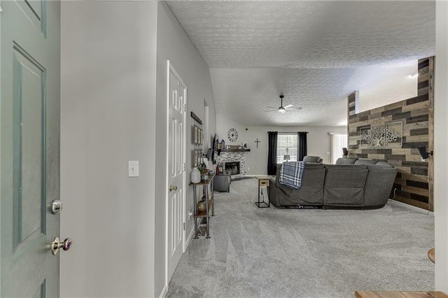 6211 Huntcliff Drive, Flowery Branch, GA 30542