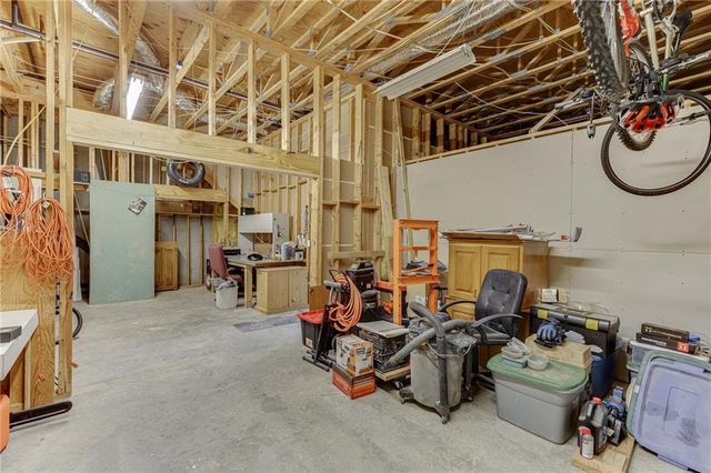 6211 Huntcliff Drive, Flowery Branch, GA 30542