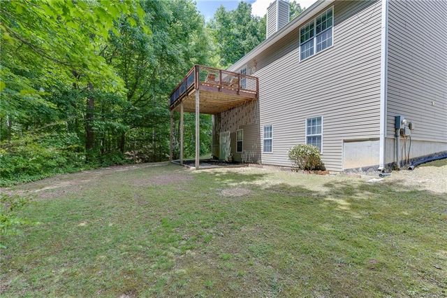 6211 Huntcliff Drive, Flowery Branch, GA 30542