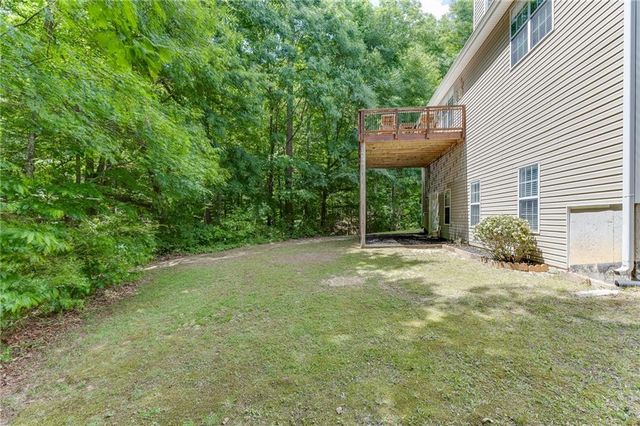 6211 Huntcliff Drive, Flowery Branch, GA 30542