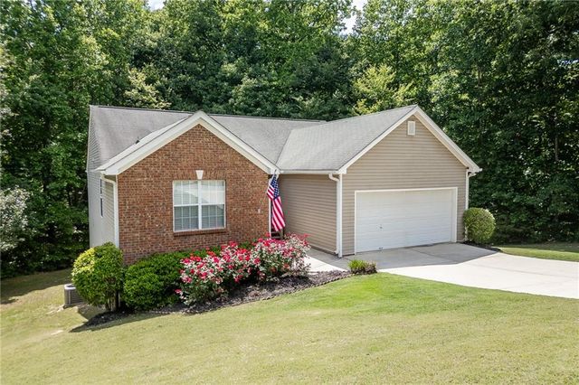 6211 Huntcliff Drive, Flowery Branch, GA 30542