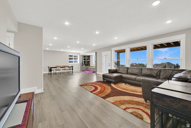 123 E 4100 N, North Ogden, UT 84414