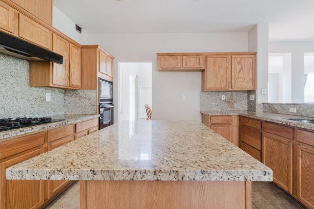 9740 Palazzo Dr, Stockton, CA 95212