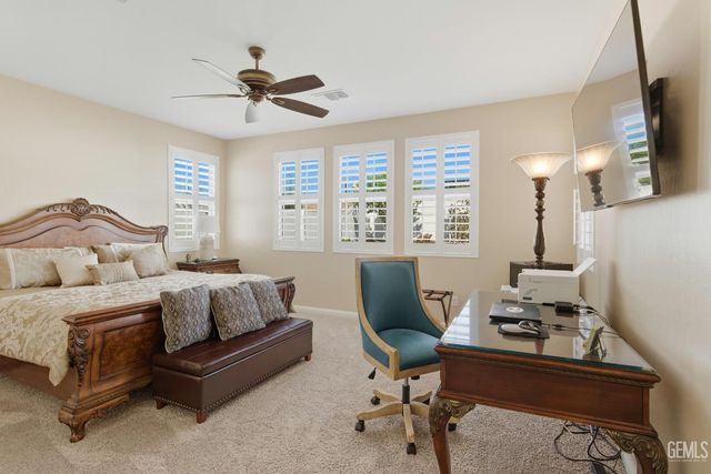 2320 Morvale Lane, Bakersfield, CA 93311