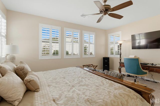 2320 Morvale Lane, Bakersfield, CA 93311