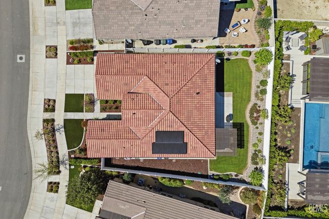 2320 Morvale Lane, Bakersfield, CA 93311