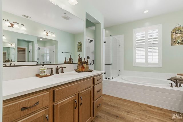 2320 Morvale Lane, Bakersfield, CA 93311