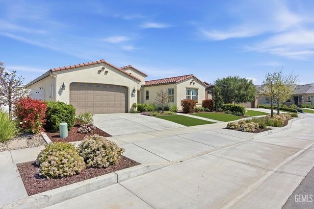 2320 Morvale Lane, Bakersfield, CA 93311