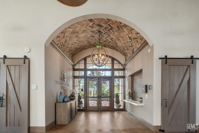 2320 Morvale Lane, Bakersfield, CA 93311