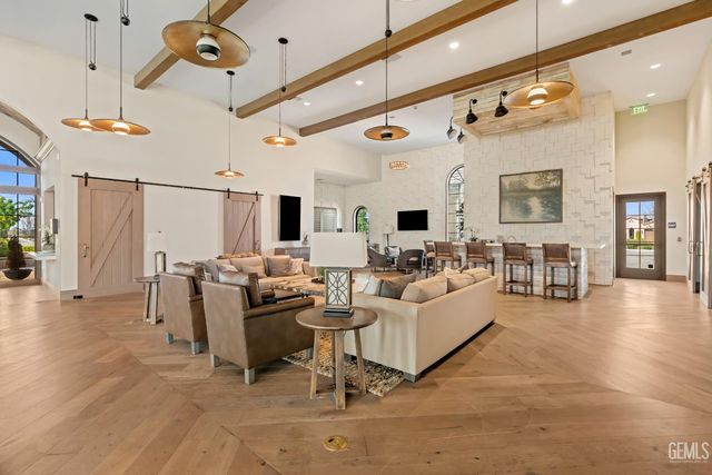 2320 Morvale Lane, Bakersfield, CA 93311