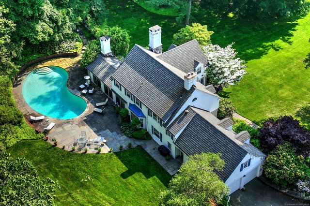 4 Brook Road, Woodbridge, CT 06525