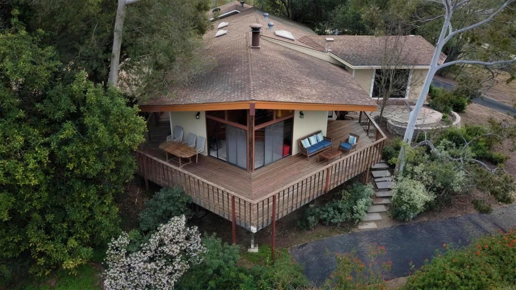 3730 Silverleaf Lane, Vista, CA 92084 — exterior