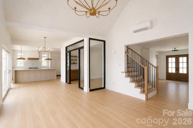 1116 Providence Road, Charlotte, NC 28207