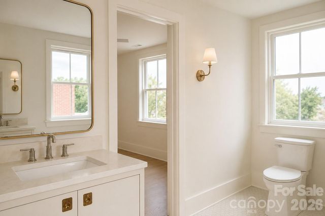 1116 Providence Road, Charlotte, NC 28207