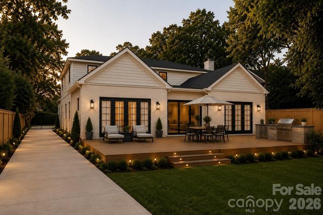 1116 Providence Road, Charlotte, NC 28207
