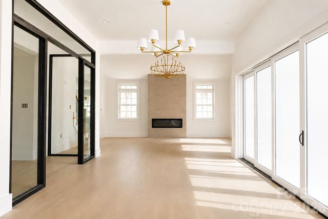 1116 Providence Road, Charlotte, NC 28207