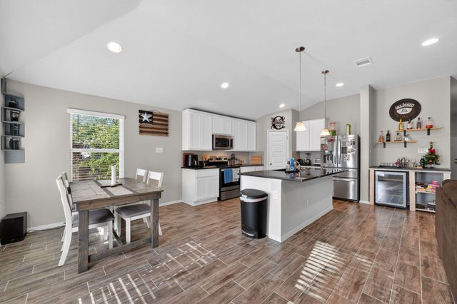 20703 Ridgeview RD, Lago Vista, TX 78645