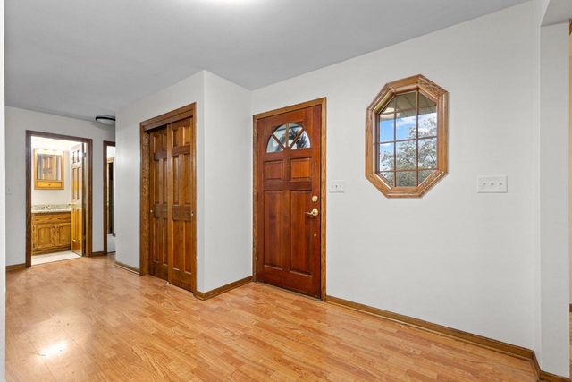 4110 W Carpenter AVENUE, Greenfield, WI 53221