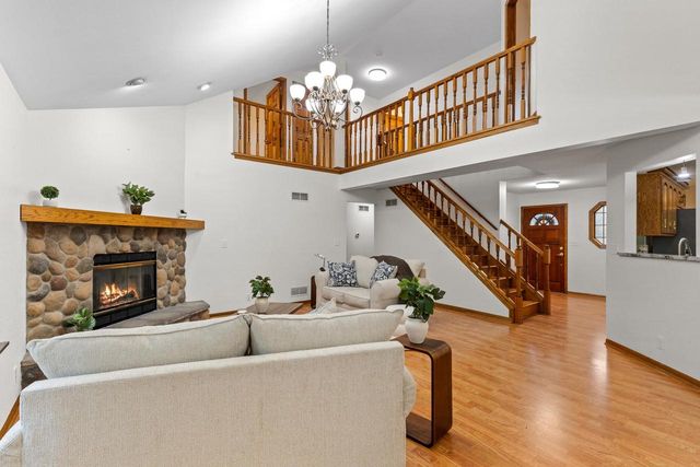 4110 W Carpenter AVENUE, Greenfield, WI 53221