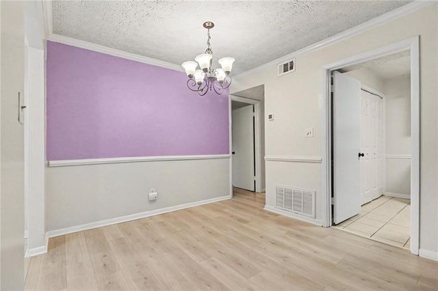 5159 Roswell Road 9, Sandy Springs, GA 30342