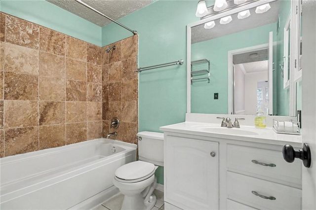 5159 Roswell Road 9, Sandy Springs, GA 30342