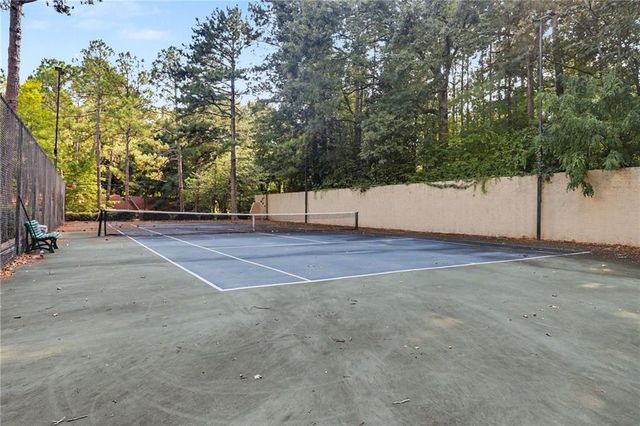 5159 Roswell Road 9, Sandy Springs, GA 30342