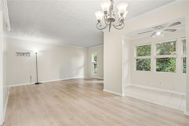 5159 Roswell Road 9, Sandy Springs, GA 30342