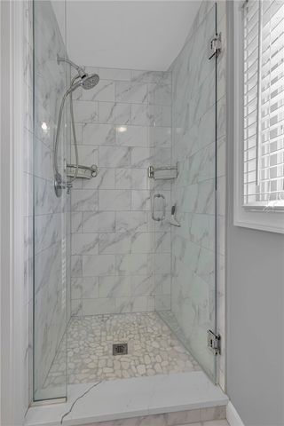 126 Windy Ghoul Dr, Brighton Twp, PA 15009