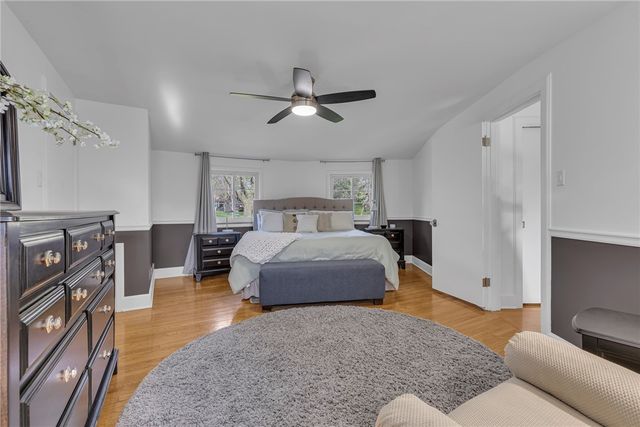 126 Windy Ghoul Dr, Brighton Twp, PA 15009