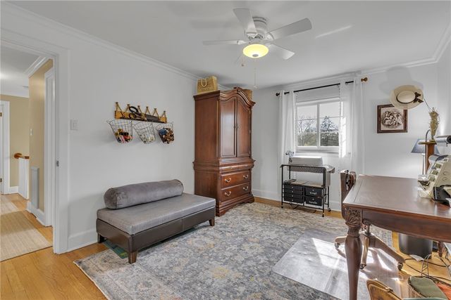 126 Windy Ghoul Dr, Brighton Twp, PA 15009
