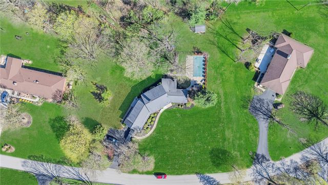 126 Windy Ghoul Dr, Brighton Twp, PA 15009